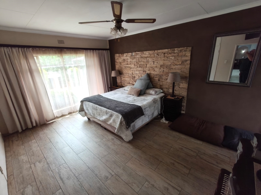 3 Bedroom Property for Sale in Safari Gardens North West